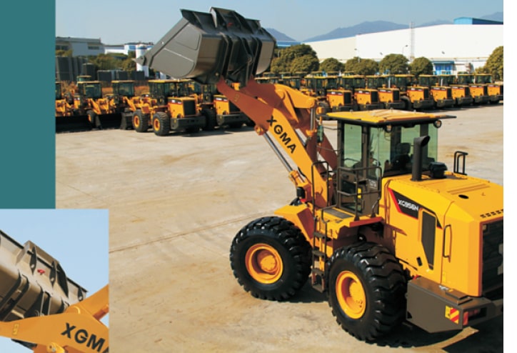 Колесный погрузчик XG956N