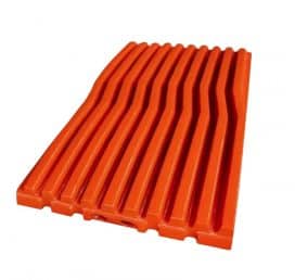 Правая нижняя защитная плита